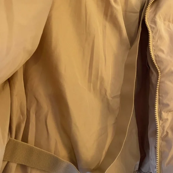 Fabletics puffer - Picture 4 of 4